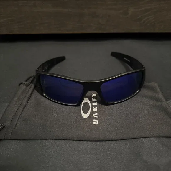 Oakley Gascan Mens Sunglasses 9014 Blue Reflective Lenses - Picture 4 of 9